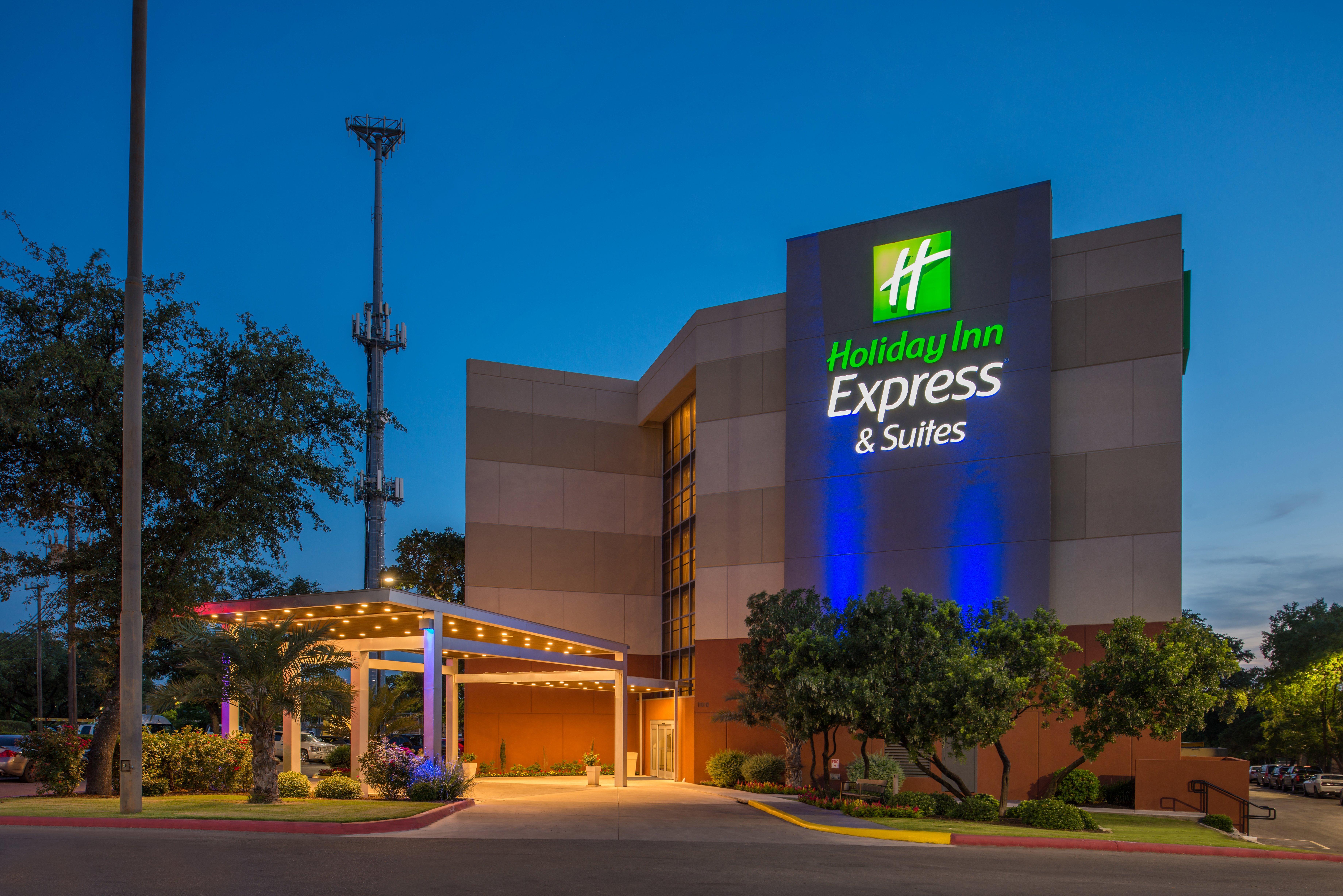 Holiday Inn Express & Suites San Antonio Medical - Six Flags By Ihg Екстериор снимка